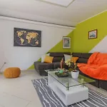 Апартаменты Gorgeous In With Wifi